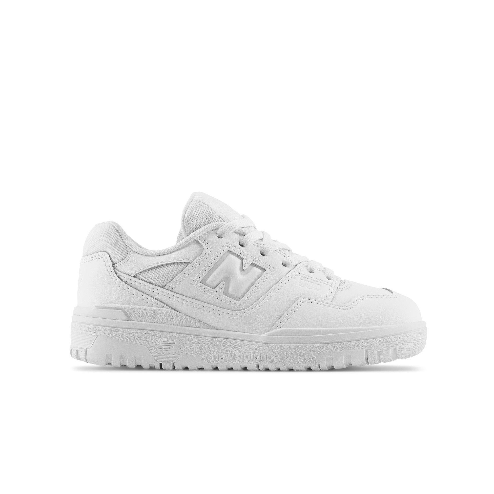 NWT New Balance 550 White Size hotsell Youth 6.5/Women’s 8